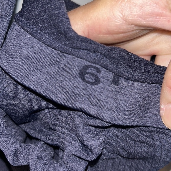 Lululemon In The Flow Cropped Leggings Size 6 - Picture 5 of 9